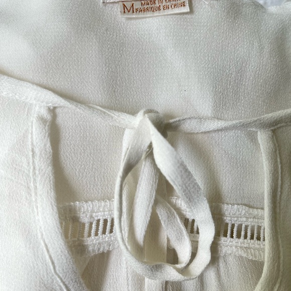 The Hanger White Boho Long Sleeve Tassel Tie Pullover Size M - Picture 4 of 8